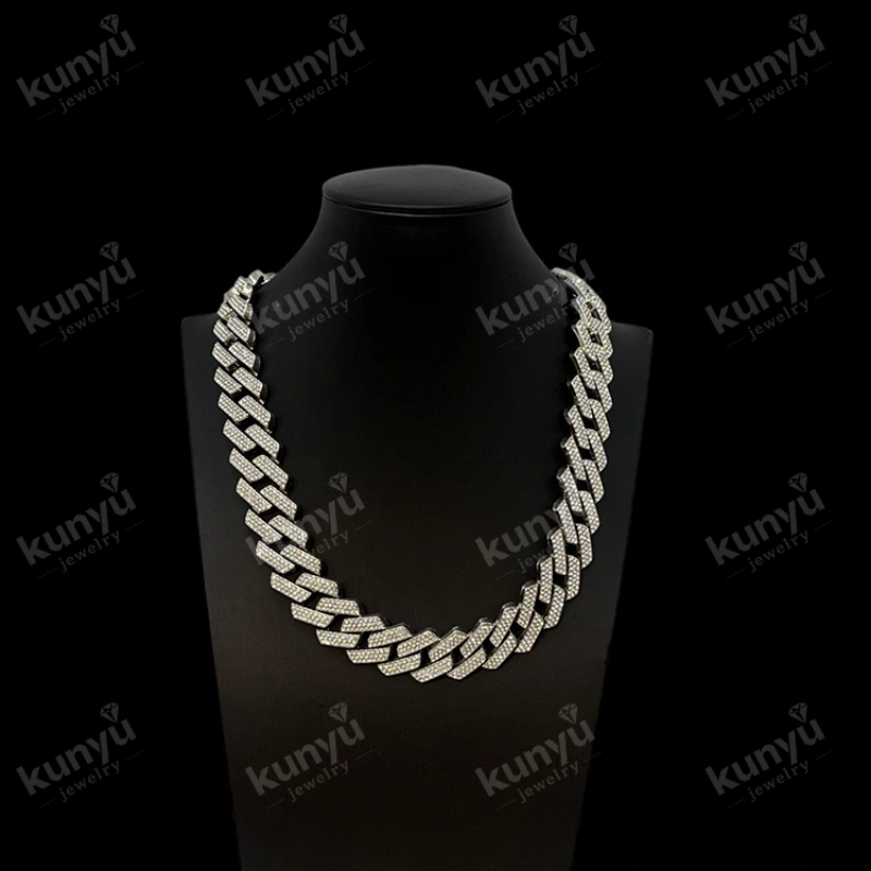 Ultimum Gen Z Wardrobe Essential: Num Any Quotidie Outfit Resistere Audax Edge of Trendy Cuban Streetwear Choker? Ultimum Gen Z Wardrobe Essential: Num Any Quotidie Outfit Resistere Audax Edge of Trendy Cuban Streetwear Choker?