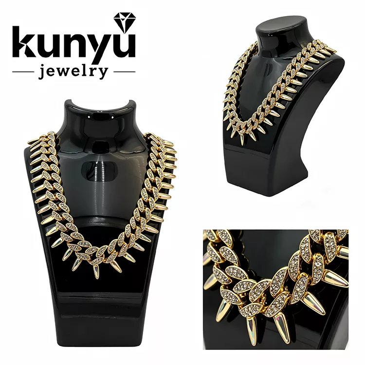 Aurum Hip Hop Monile