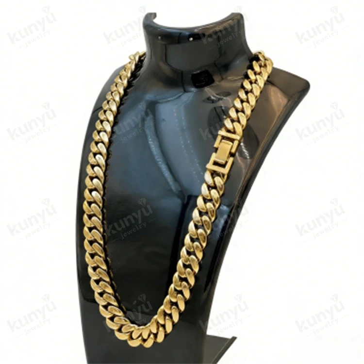 Classical Streetwear Monile