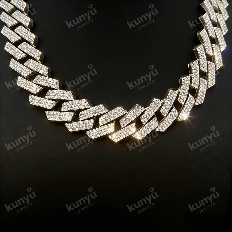Trendy Cubanus Streetwear Choker