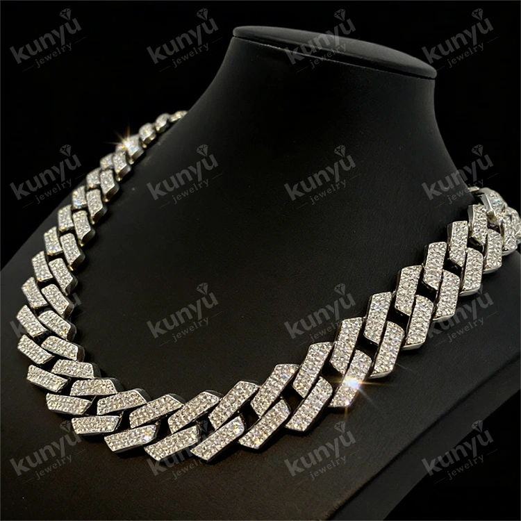 Trendy Cubanus Streetwear Choker